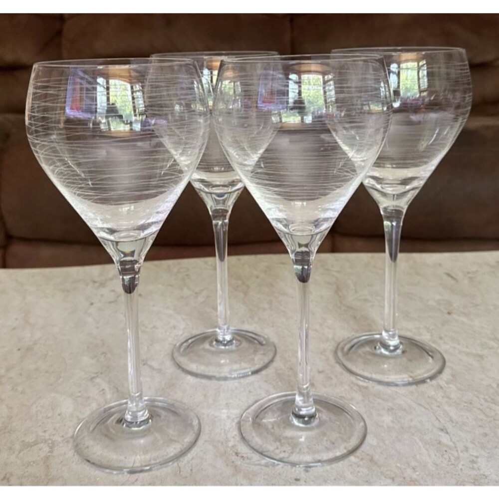 Qualia Helix Art Glass Wine Glasses Set of 4 Toasting Goblets Etched 9"